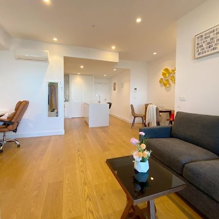 Cozy 2B2B Apartment With Free Parking & Penthouse Pool Box Hill Exterior foto