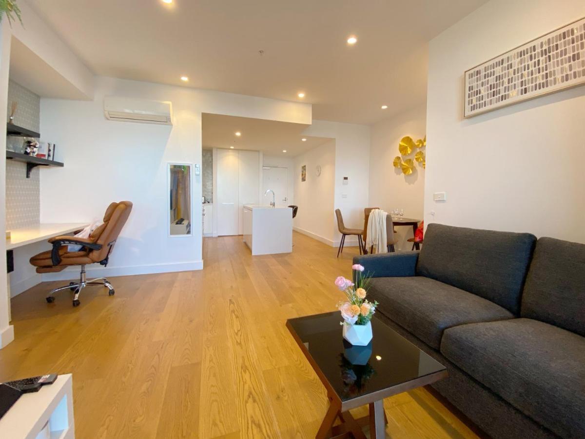 Cozy 2B2B Apartment With Free Parking & Penthouse Pool Box Hill Exterior foto