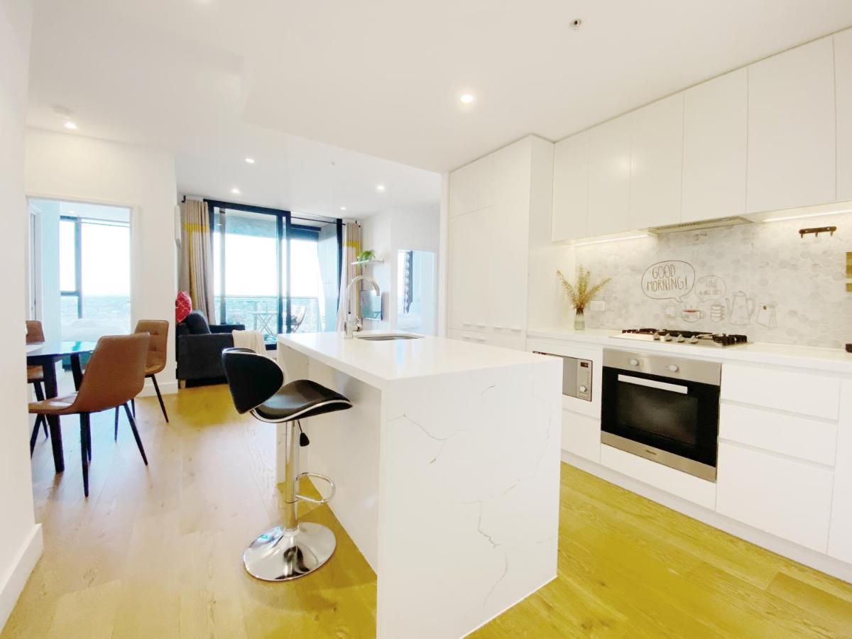 Cozy 2B2B Apartment With Free Parking & Penthouse Pool Box Hill Exterior foto